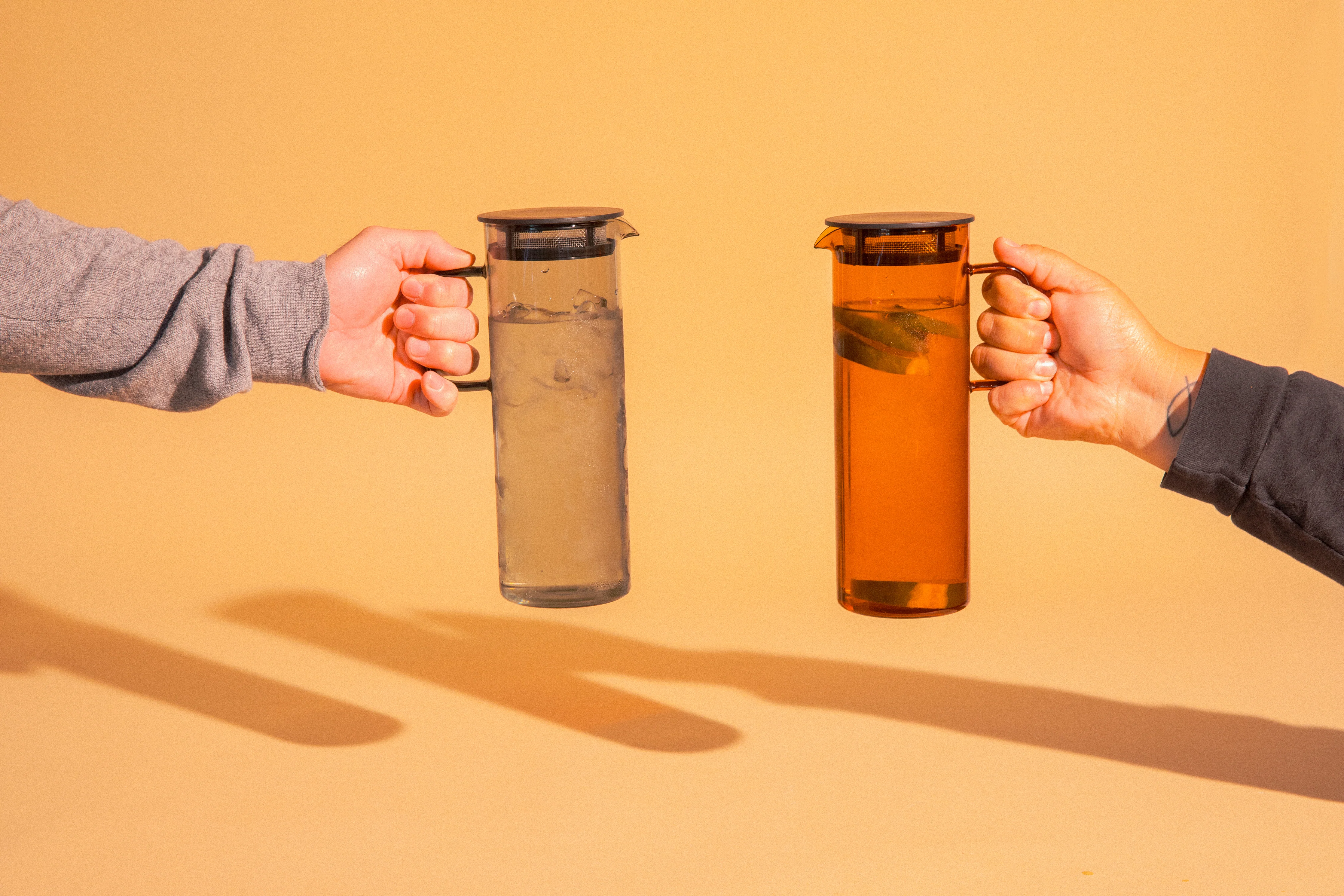 Glass Cold Brew Tea Pitcher - Image 3